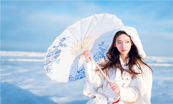 阿坝试管代怀生子多少钱一个？助孕之路的费用分析与方案选择